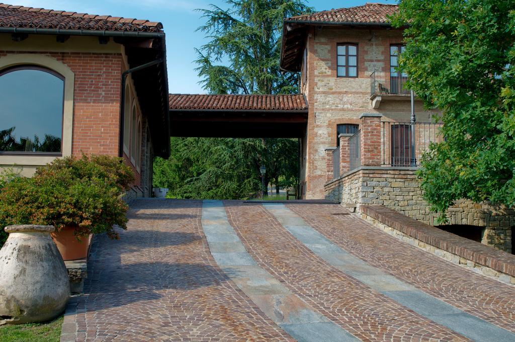 Casa Cucco Lägenhet Serralunga d'Alba Exteriör bild